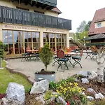 Und Berggasthof Zum Sonnenhof Hotel 3*
