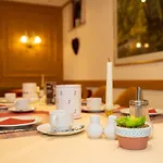Und Berggasthof Zum Sonnenhof Otel 3*