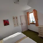Und Berggasthof Zum Sonnenhof Otel
