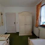 Und Berggasthof Zum Sonnenhof
