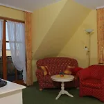 Und Berggasthof Zum Sonnenhof Hotel