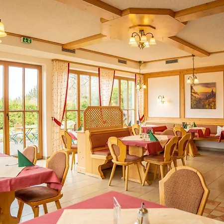 Und Berggasthof Zum Sonnenhof 3*