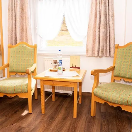 Und Berggasthof Zum Sonnenhof Hotel 3*