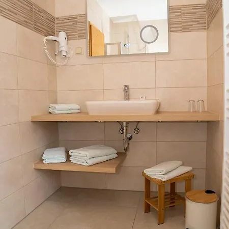 Und Berggasthof Zum Sonnenhof