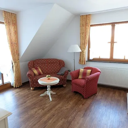 Und Berggasthof Zum Sonnenhof Hotel 3*