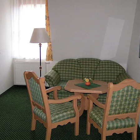 Und Berggasthof Zum Sonnenhof Otel Sorge