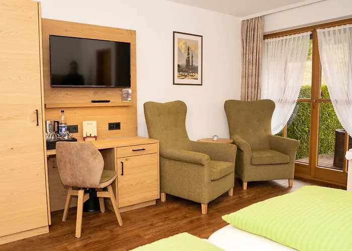 Und Berggasthof Zum Sonnenhof Hotel