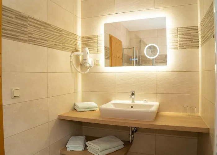 Und Berggasthof Zum Sonnenhof Hotel 3*