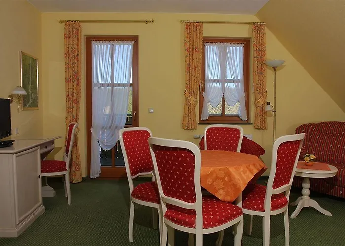 Und Berggasthof Zum Sonnenhof Hotel